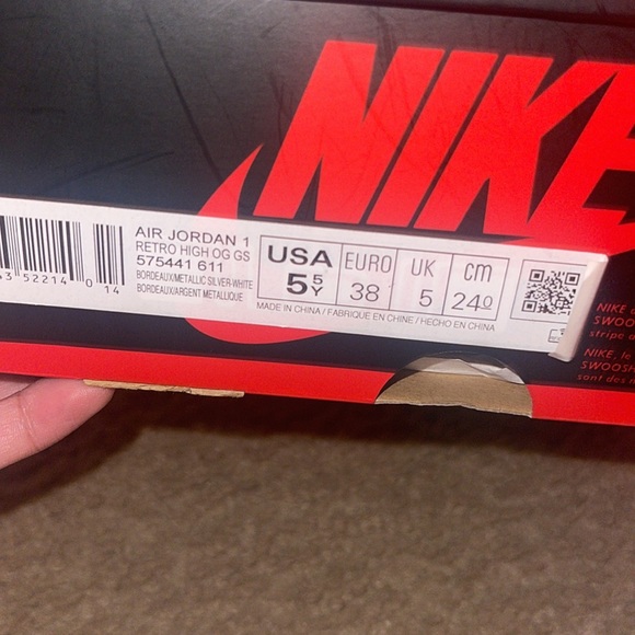 Retro 1s - Picture 2 of 3